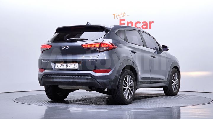 Hyundai Tucson 2016 — 2
