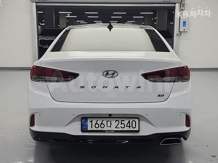 Hyundai Sonata 2018 KMHE241CBJA346054 — 3
