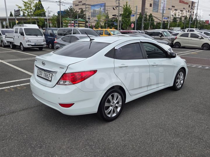 Hyundai Accent 2012 KMHCT41UBCU409800 — 4