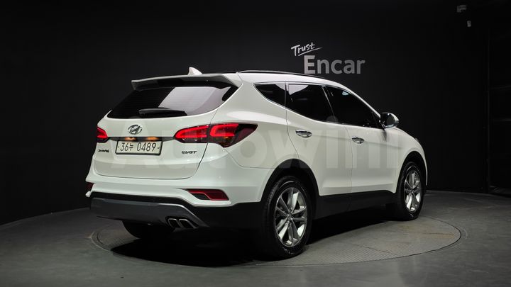 Hyundai SantaFe 2017 — 2