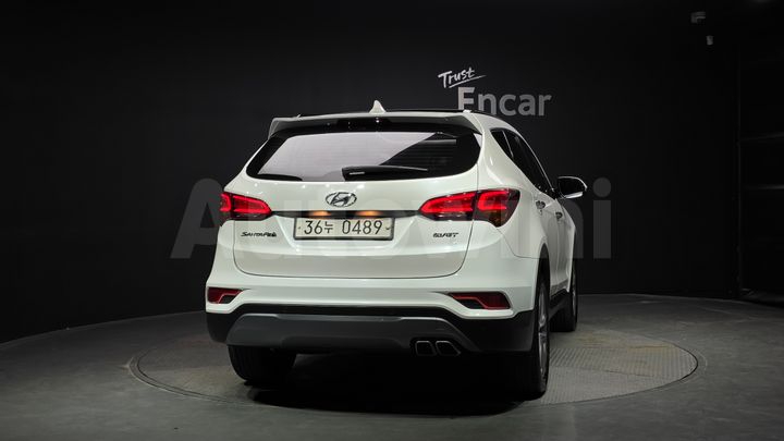 Hyundai SantaFe 2017 — 4