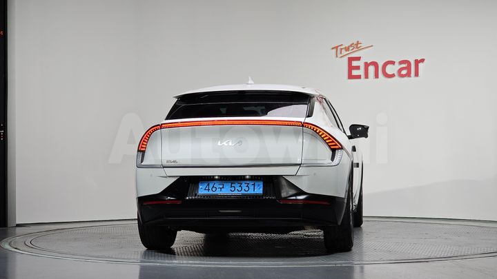 Kia EV6 2022 — 4