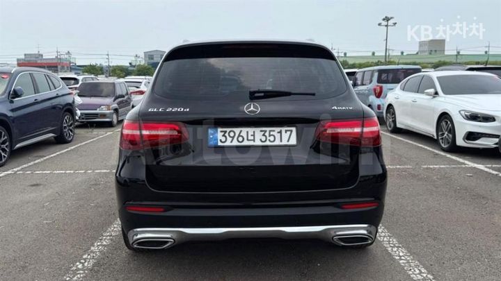 Mercedes-Benz GLC Class 2018 WDC0G0FB2JF444249 — 4