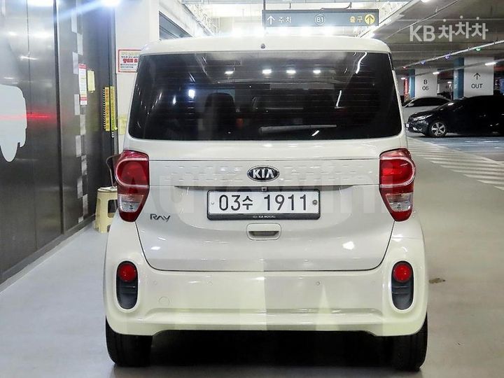 Kia Ray 2018 KNACF911BJT200093 — 5