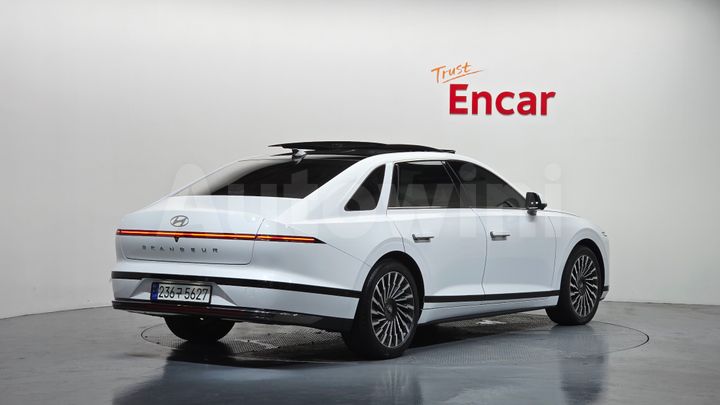 Hyundai Grandeur 2023 — 2