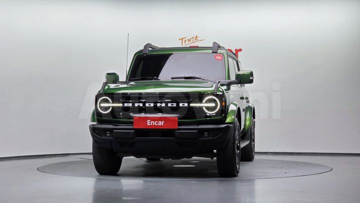 Ford Bronco 2023 — 3
