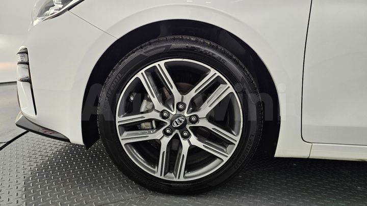 Kia K3 2019 — 5
