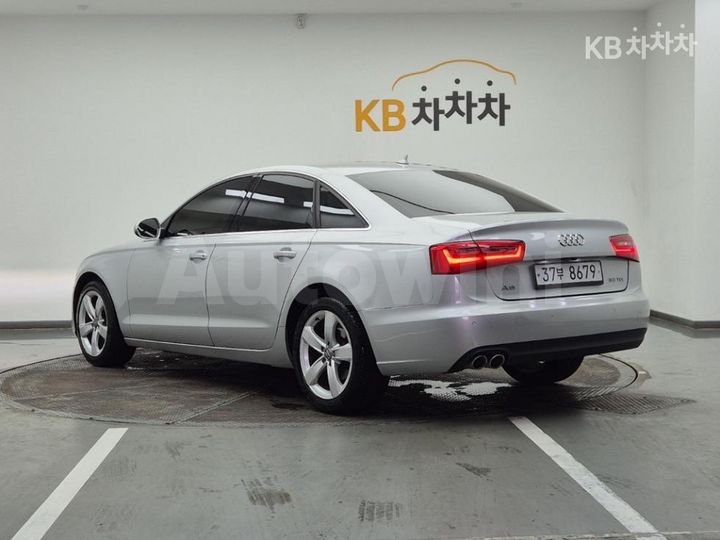 Audi A6 2015 — 3