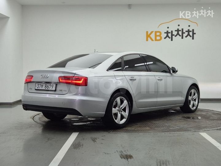 Audi A6 2015 — 4