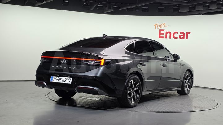 Hyundai Sonata 2024 — 2