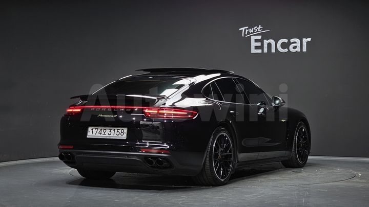 Porsche Panamera 2020 — 2