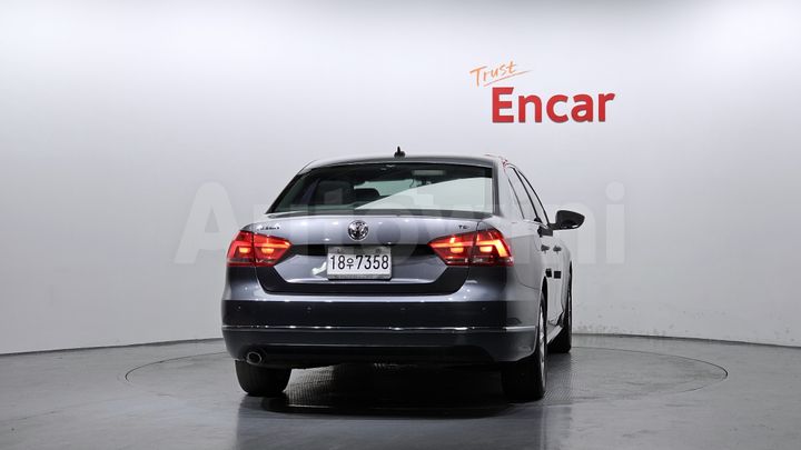 Volkswagen Passat 2015 — 4
