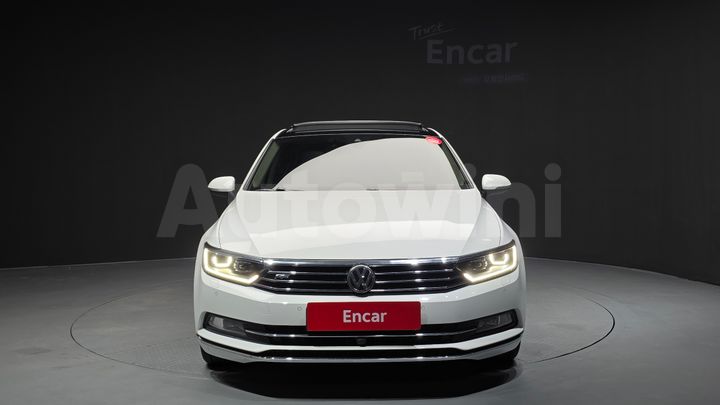 Volkswagen Passat 2018 — 4