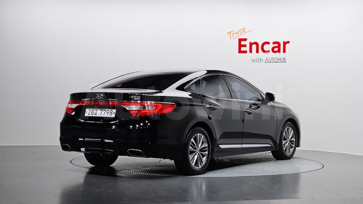 Hyundai Grandeur 2015 — 2