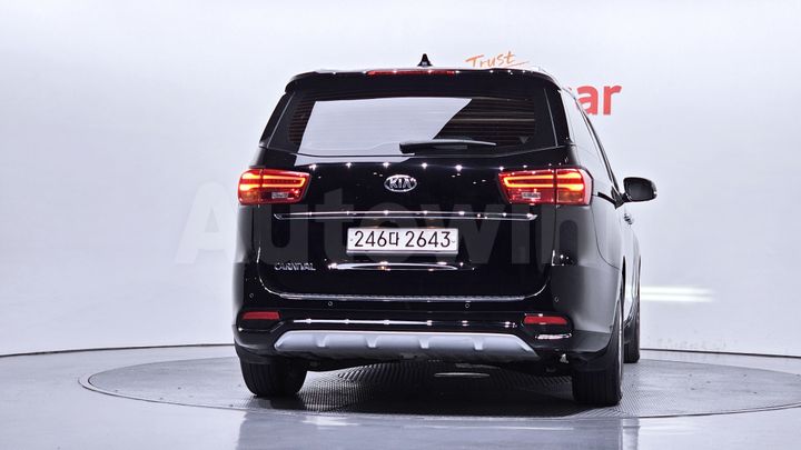 Kia Carnival 2019 — 3