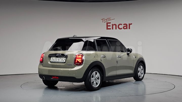 Mini Cooper 2020 — 2