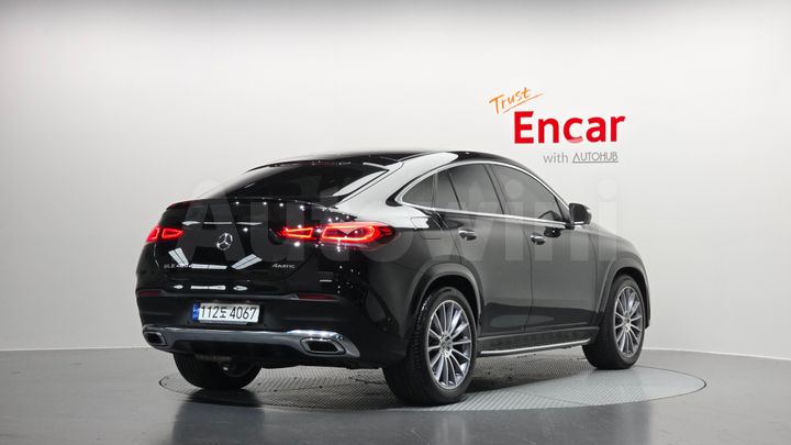 Mercedes Benz GLE Class 2023 — 2