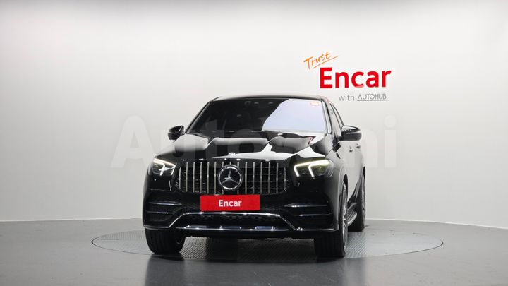 Mercedes Benz GLE Class 2023 — 3