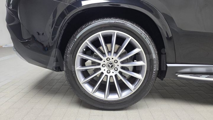 Mercedes Benz GLE Class 2023 — 5