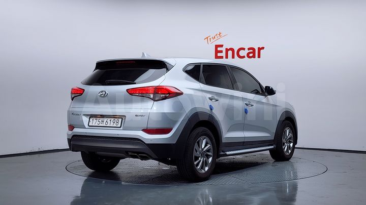 Hyundai Tucson 2016 — 2