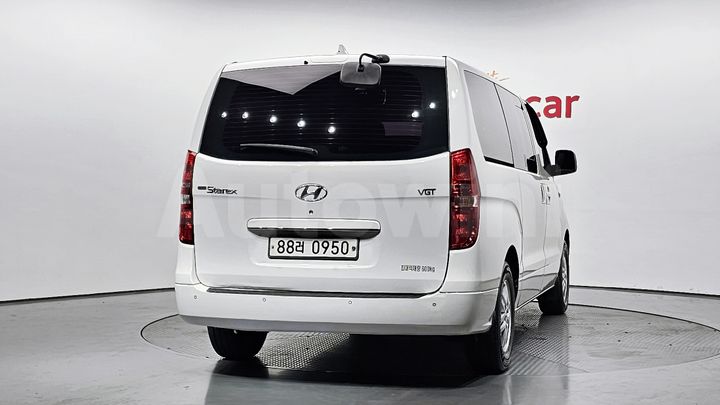 Hyundai Starex 2018 — 4
