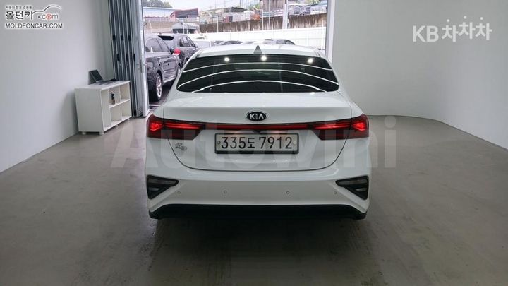 Kia K3 2020 — 4