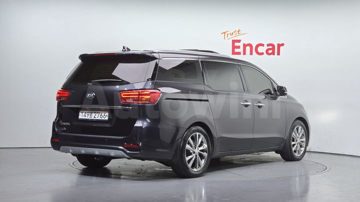 Kia Carnival 2020 — 2