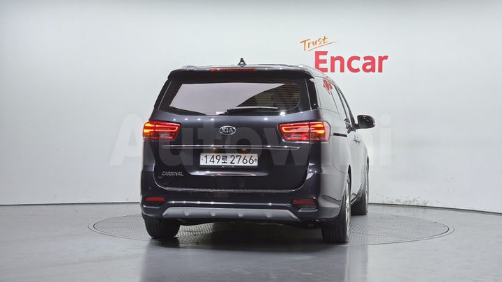 Kia Carnival 2020 — 4