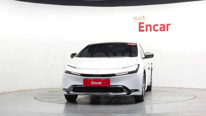 Toyota Prius 2026 — 2