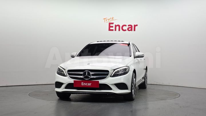 Mercedes-Benz C Class 2020 — 2