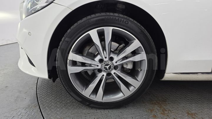 Mercedes-Benz C Class 2020 — 4