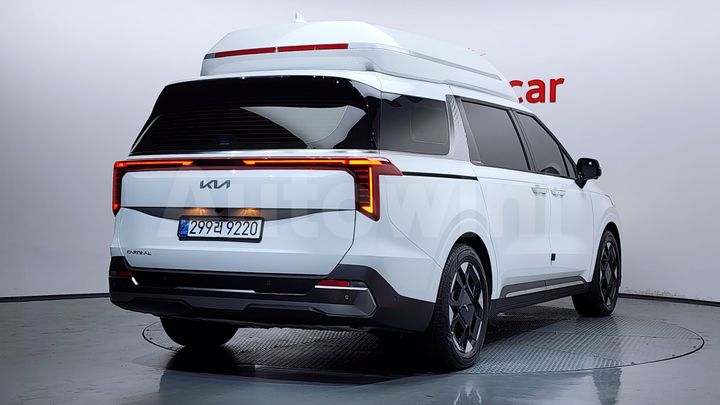 Kia Carnival 2025 — 2