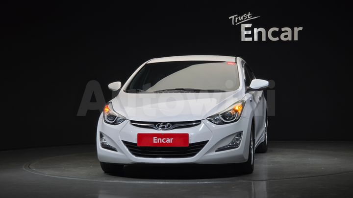 Hyundai Avante 2014 — 3
