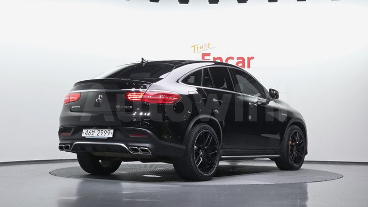 Mercedes-Benz GLE Class 2017 — 2