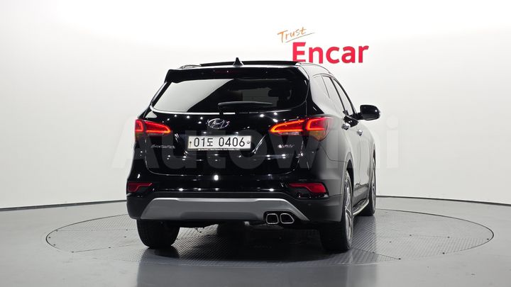 Hyundai SantaFe 2016 — 4