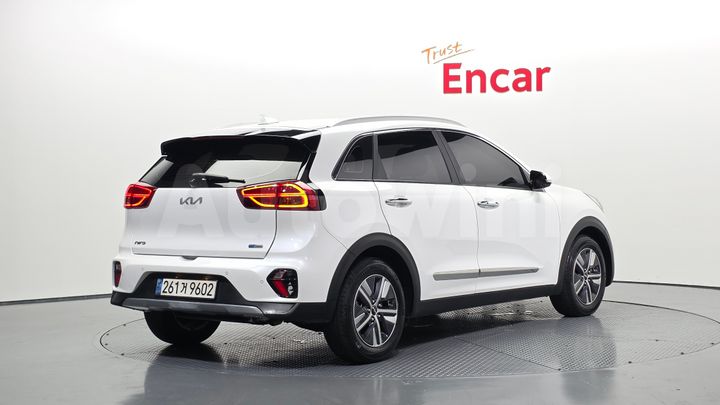 Kia Niro 2022 — 2
