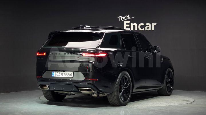 Land Rover Range Rover Sport 2025 — 2