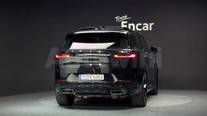 Land Rover Range Rover Sport 2025 — 4