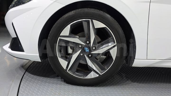 Hyundai Avante 2021 — 5