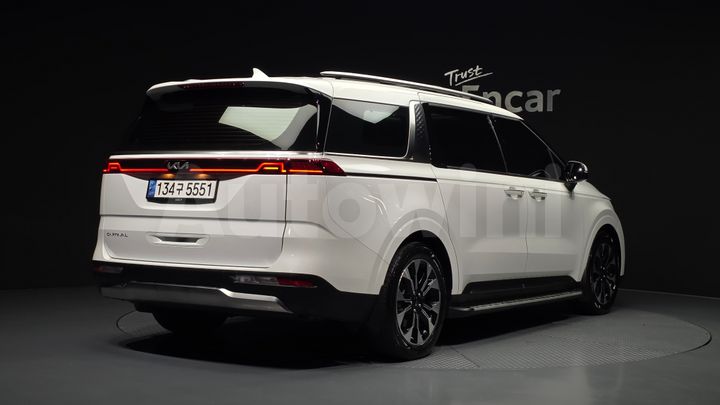 Kia Carnival 2022 — 2