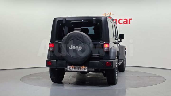 Jeep Wrangler 2017 — 4