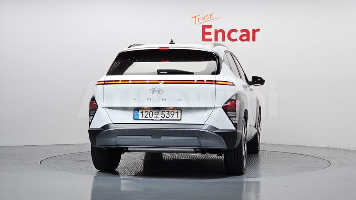 Hyundai Kona 2024 — 4
