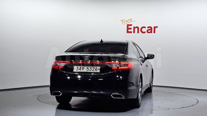 Hyundai Grandeur 2015 — 4
