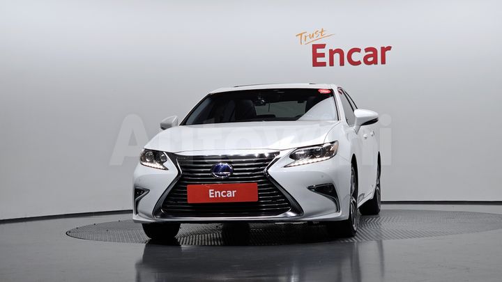 Lexus ES 2016 — 3