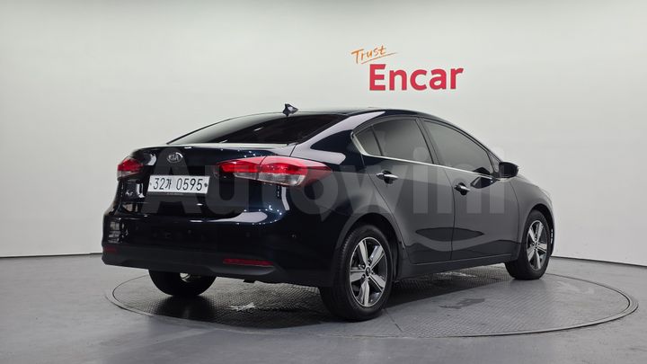 Kia K3 2016 — 2