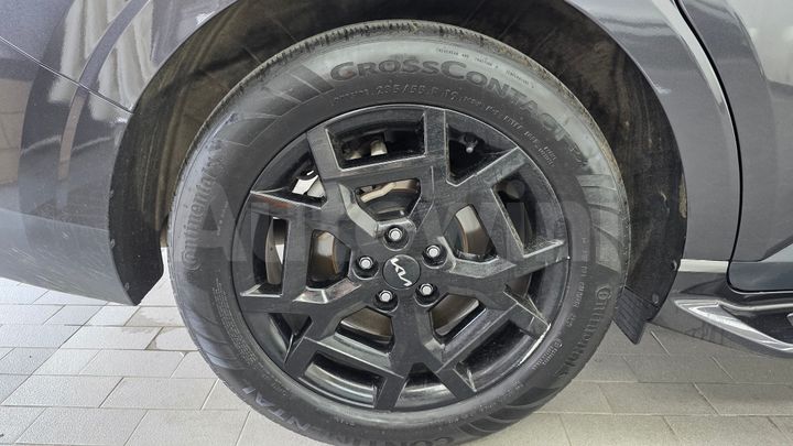 Kia Carnival 2024 — 5