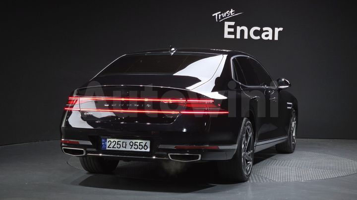 Genesis G90 2023 — 2