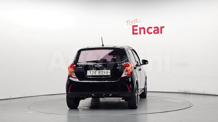 Chevrolet Spark 2018 — 4