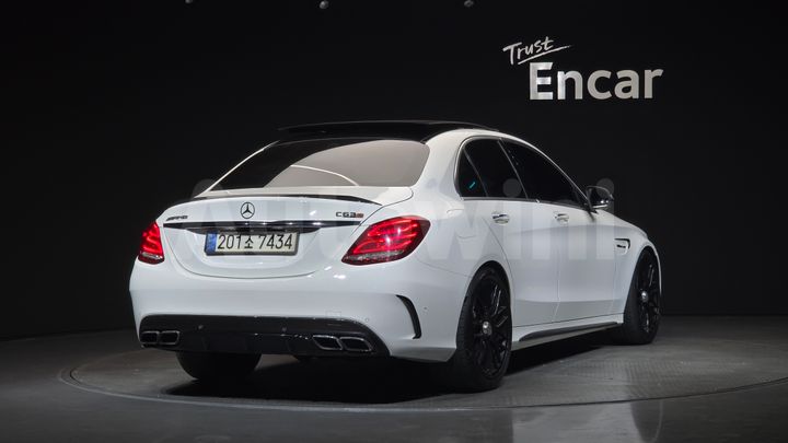 Mercedes-Benz C Class 2016 — 2