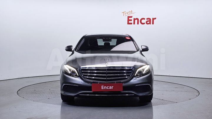 Mercedes Benz E Class 2018 — 3